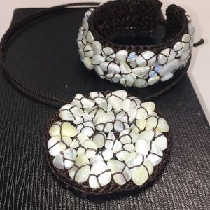 2 piece jewelry set; necklace and bracelet